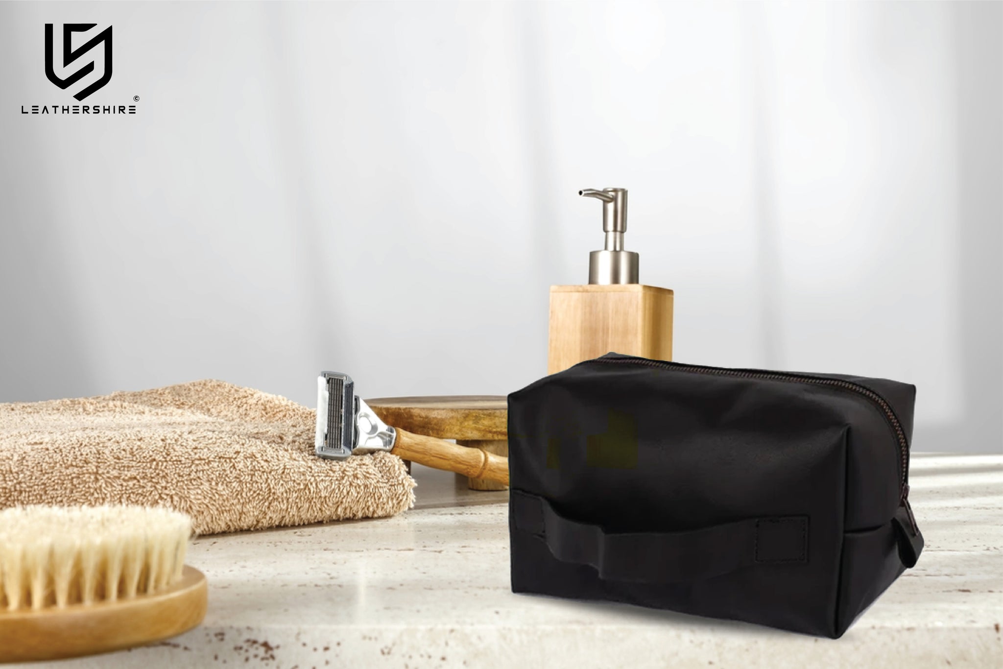 The City of London Leather Shaving Bag