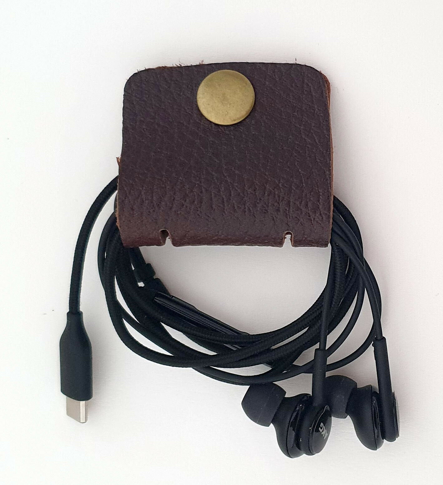 The Herefordshire Leather Headphone holder