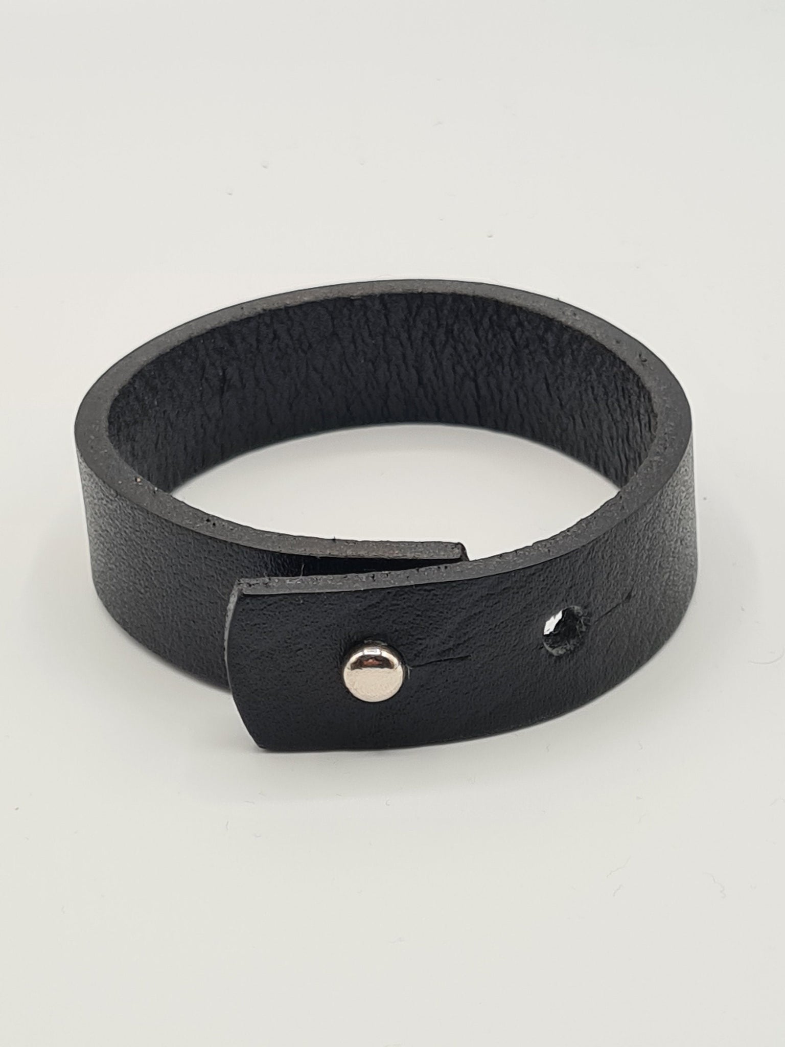 The Berkshire Full Grain Leather Wristband