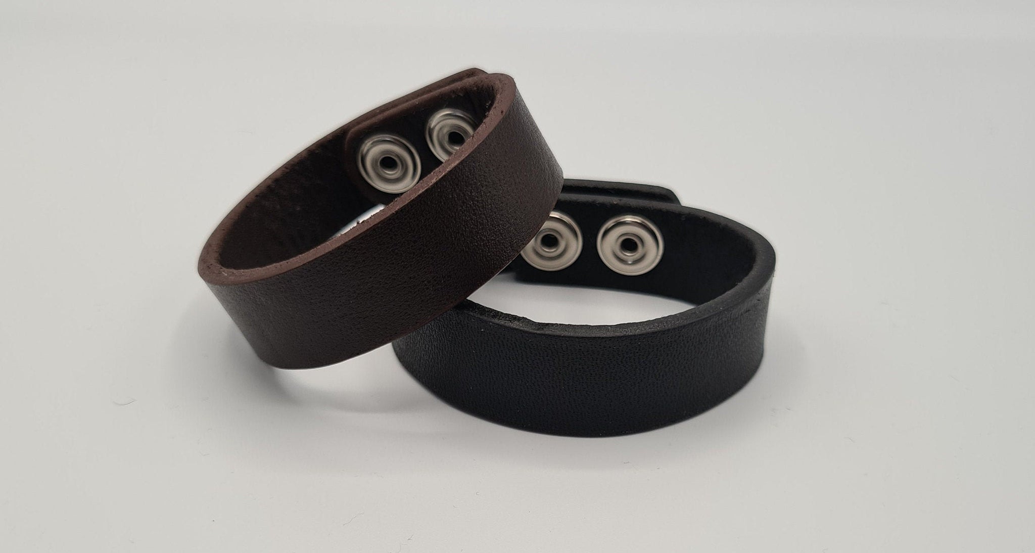 The Greater London Leather Wristband